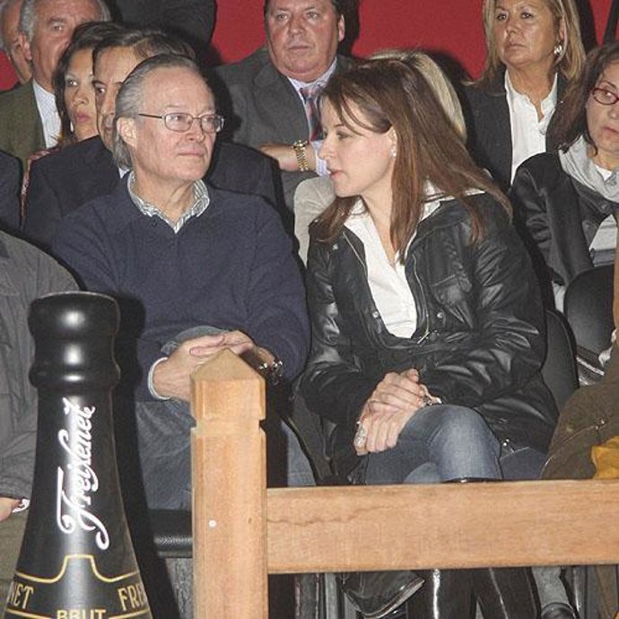 Confirmado el romance entre Josep Piqué y Gloria Lomana