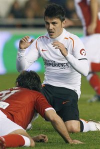 El Valencia gana al Espanyol con remontada incluida