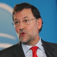 Rajoy pide al Gobierno que disuelva ayuntamientos de ANV para que su rectificación en lucha antiterrorista sea completa