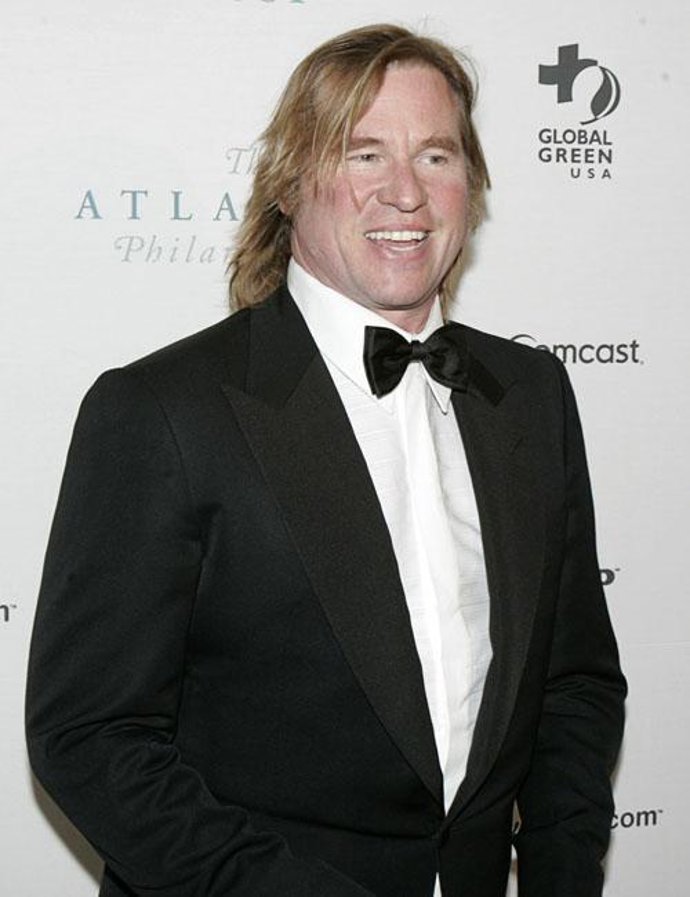 Val Kilmer sigue los pasos de Schwarzenegger y se presentará a gobernador