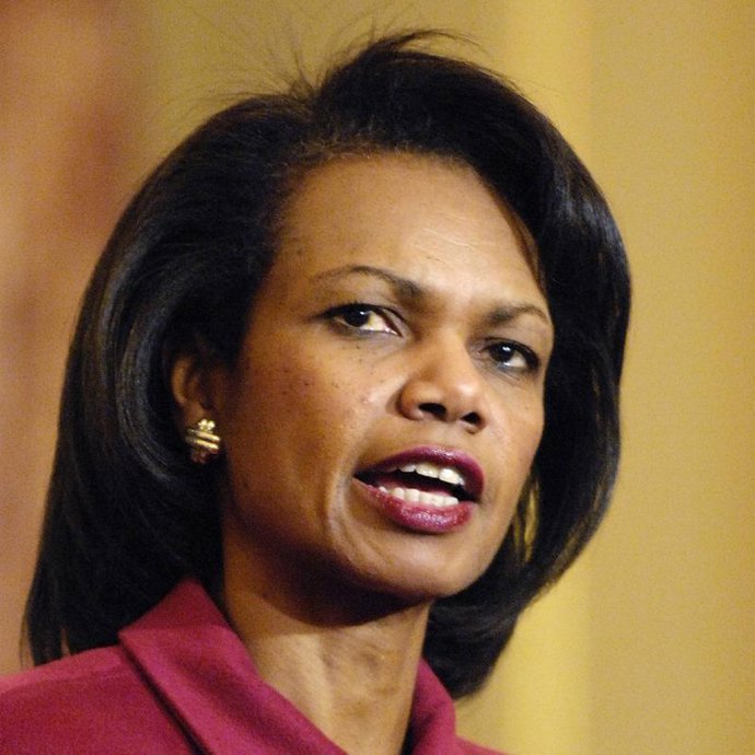Condoleezza Rice firma por una agencia de talentos