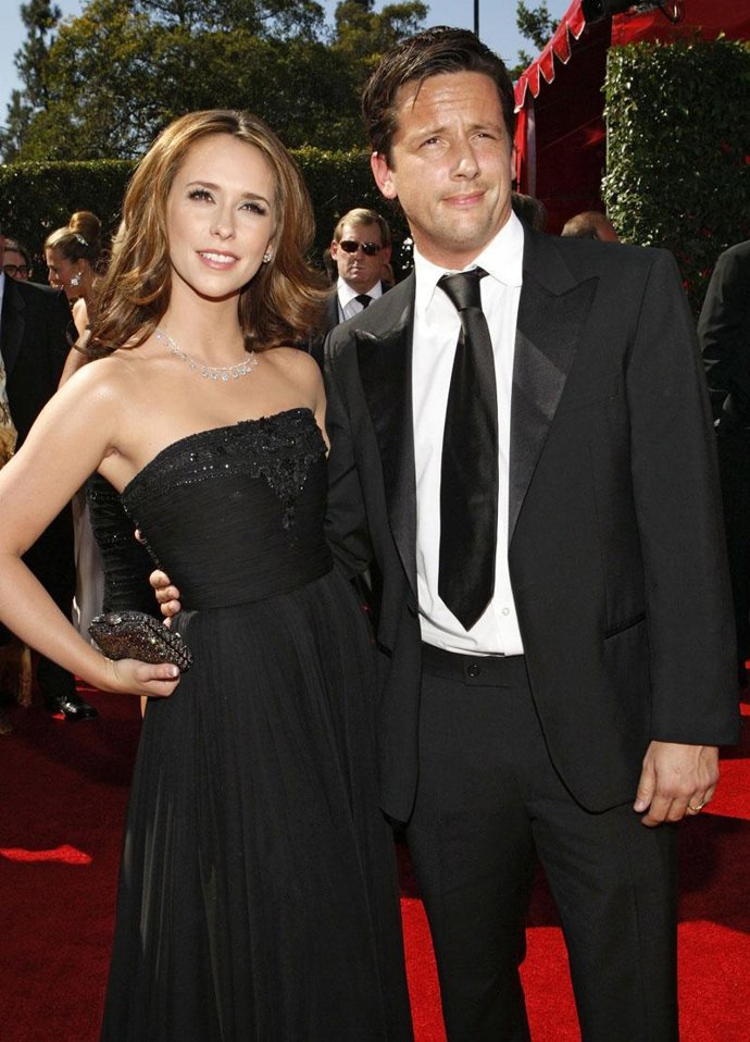 Jennifer Love Hewitt y su novio rompieron por la "dependencia e inmadurez" de la actriz 