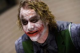  Heath Ledger es Joker