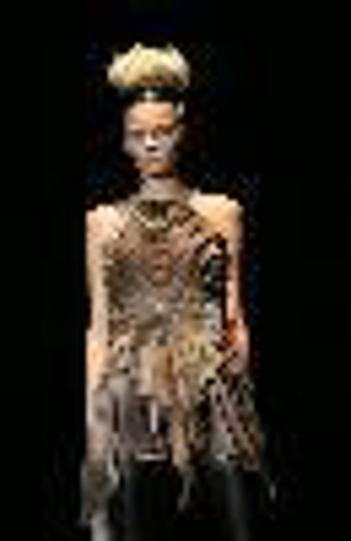 José Miró lleva a Cibeles una colección sobria y otoñal