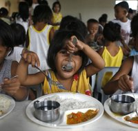 La crisis financiera también es humana y hay que ayudarla con políticas sociales, según el Banco Mundial