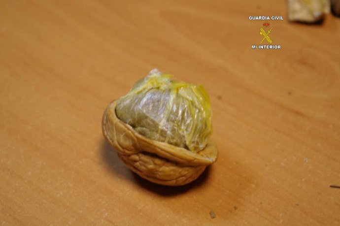 Droga incautada en nueces