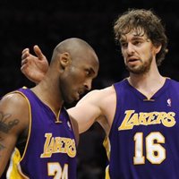 Bryant y Gasol no pueden asaltar el Rose Garden de Portland y suman la decimotercera derrota de Lakers