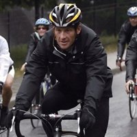 Armstrong le aconseja, "con mucho respeto", a Contador que "no tiene necesidad de estar tan nervioso"