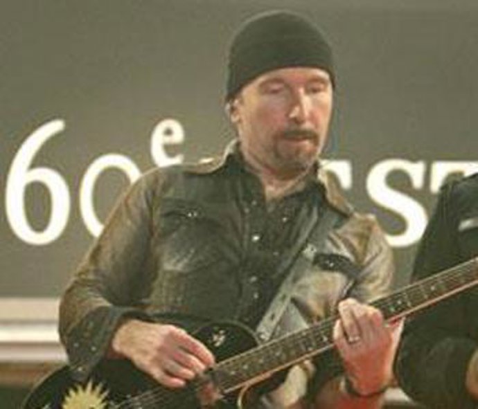 The Edge se pelea con sus vecinos de Malibu