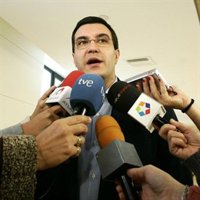 El PP recalca que "no hay ningún miembro" del Gobierno de Aznar imputado