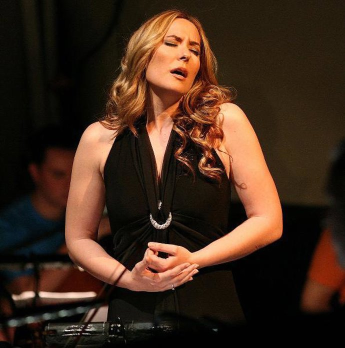 Rosario Mohedano en el ensayo.