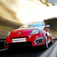 Renault mantendrá en abril la ayuda adicional de 500 euros al Plan VIVE