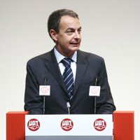Zapatero pedirá "una voz permanente" en el G-20 para los sindicatos durante su primera intervención