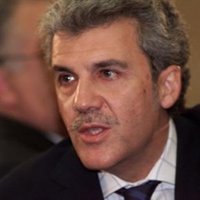 Galeote entrega al PP todos los recibos y una relación de sus bienes inmuebles