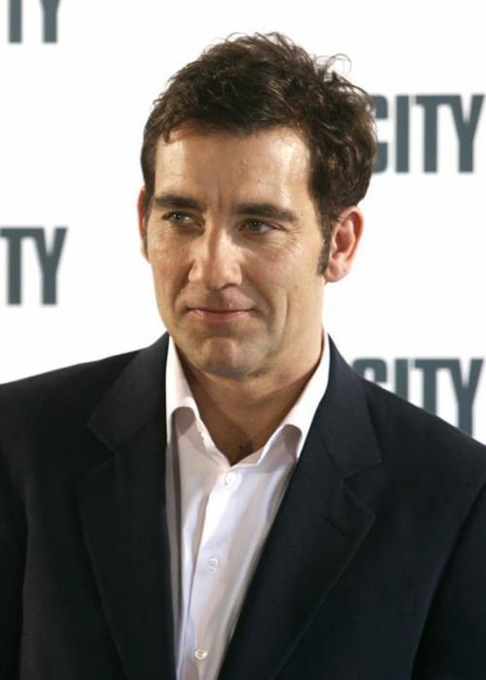 California despluma a las estrellas de Hollywood