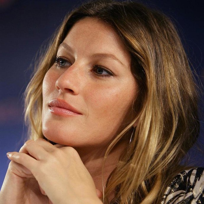 Los guardaespaldas de Gisele Bunchen disparan a los periodistas