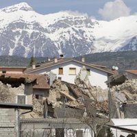 El mal tiempo empeora las condiciones de vida de los damnificados por el terremoto en Italia