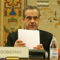 Corbacho pide colaboración a las CC.AA. para la extensión de la protección por desempleo