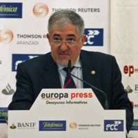 Conde Pumpido denuncia que la Policía no colabora en sus peticiones sobre las listas del entorno de ETA