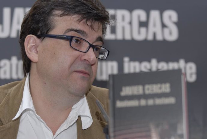 El escritor Javier Cercas presenta Anatomía de un instante