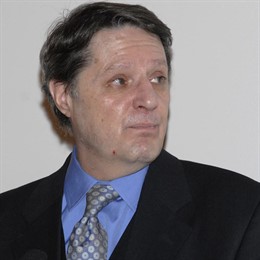 Jesús García de Dueñas recibe el Premio Muñoz Suay