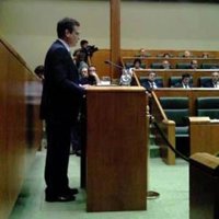 El PP ofrece a López "lealtad" para la legislatura de la libertad