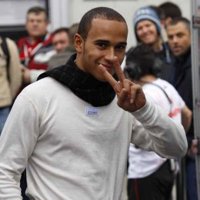 Hamilton: "Sería fantástico tener un coche competitivo y volver a luchar por los primeros puestos"