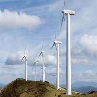 Espinosa señala que España se ha convertido en "un líder mundial" en energías renovables