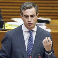 El PSOE tilda de "mentiroso compulsivo" a Costa porque "miente sobre sus trajes"