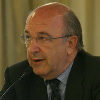 Almunia dice que Europa está "en lo más hondo de la crisis"