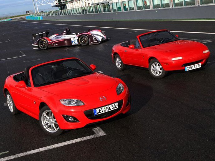 Mazda biplaza MX-5 