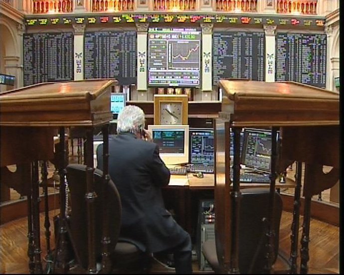 Panel del Ibex 35, bolsa de Madrid