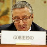 Fomento tendrá listo este año el modelo de privatización parcial de AENA