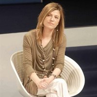 Aído ve "magnífico" que se amplíe el permiso por ser padre porque éstos "están cansados de ser papás de fin de semana"