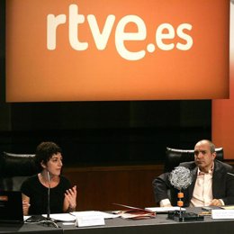 Luis Fernández y Rosalía Lloret en una presentación de rtve.es