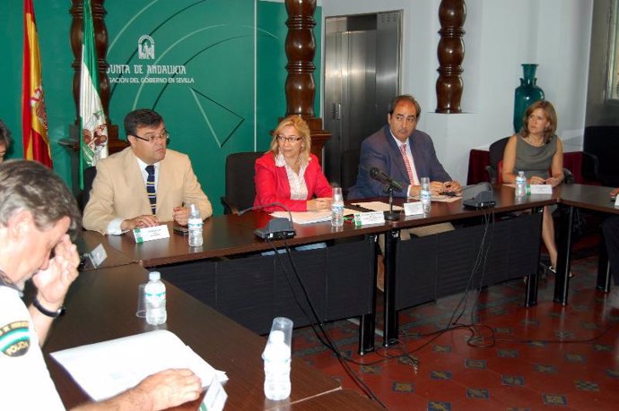 Faustino Valdés y Tovar presiden la reunión
