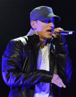 Eminem en la presentación de DJ Hero