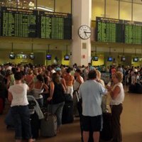 Más de 6.000 inmigrantes han abandonado España desde noviembre con el Plan de Retorno Voluntario