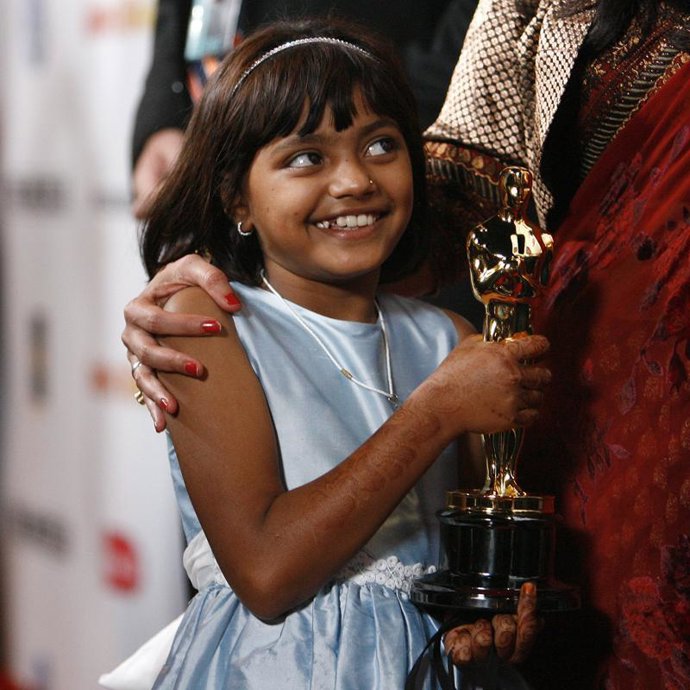 La niña de 'Slumdog Millionaire' publica su autobiografía