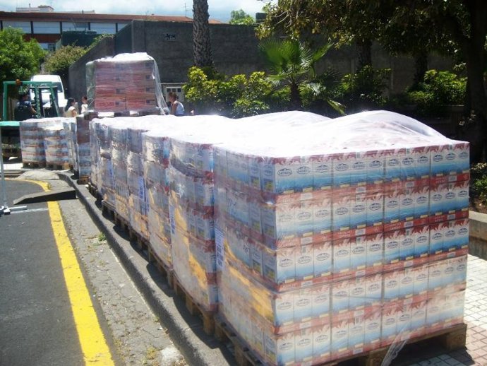 Alimentos que repartirá el Ayuntamiento de Puerto de la Cruz.