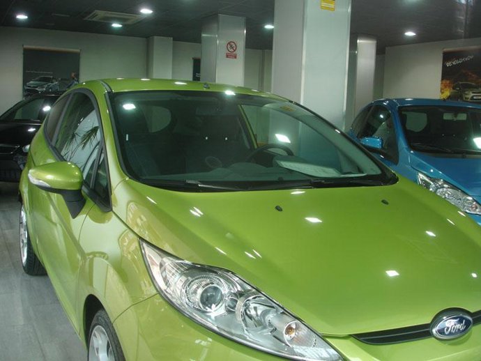 Vehículos, coche, concesionario