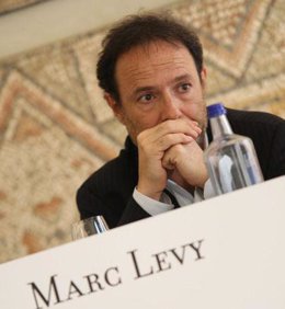 El escritor Marc Levy en la presentación de uno de sus libros