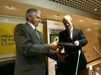 El Gobierno está abierto a recibir "propuestas de mejora" para introducir la TDT de pago