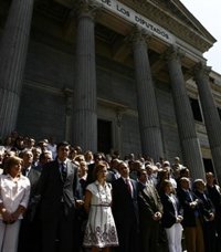 El Congreso repudia el asesinato de ETA con cinco minutos de silencio 