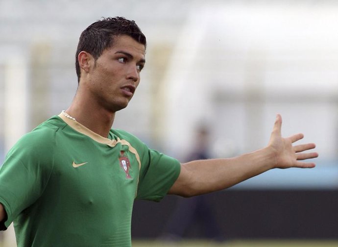 Cristiano Ronaldo, 'demasiado ocupado' para Paris