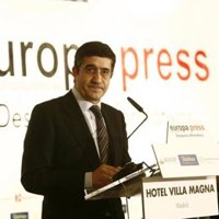 López cambiará todos los contenidos educativos que "inciten al enfrentamiento entre vascos" 