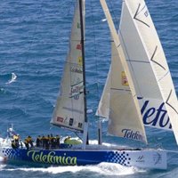 El 'Telefónica azul', tercero, segundo barco español en podio e iguala al 'Galicia 93-Pescanova'