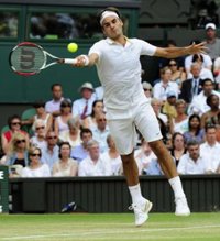 Federer solventa el escollo de Soderling y se mete en los cuartos de final