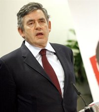 Brown condena el "inaceptable" arresto de británicos y subraya que los motivos de Teherán "no tienen fundamento"