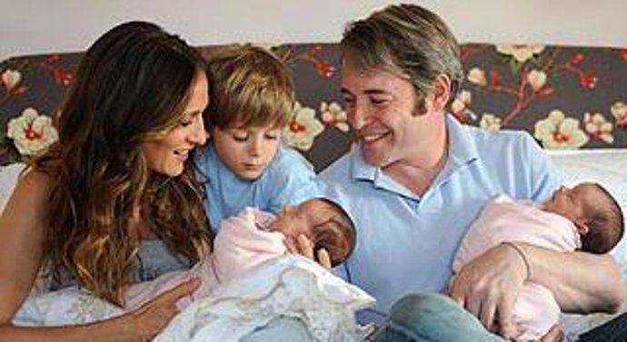 Sarah Jessica Parker y Matthew Broderick con sus dos gemelas